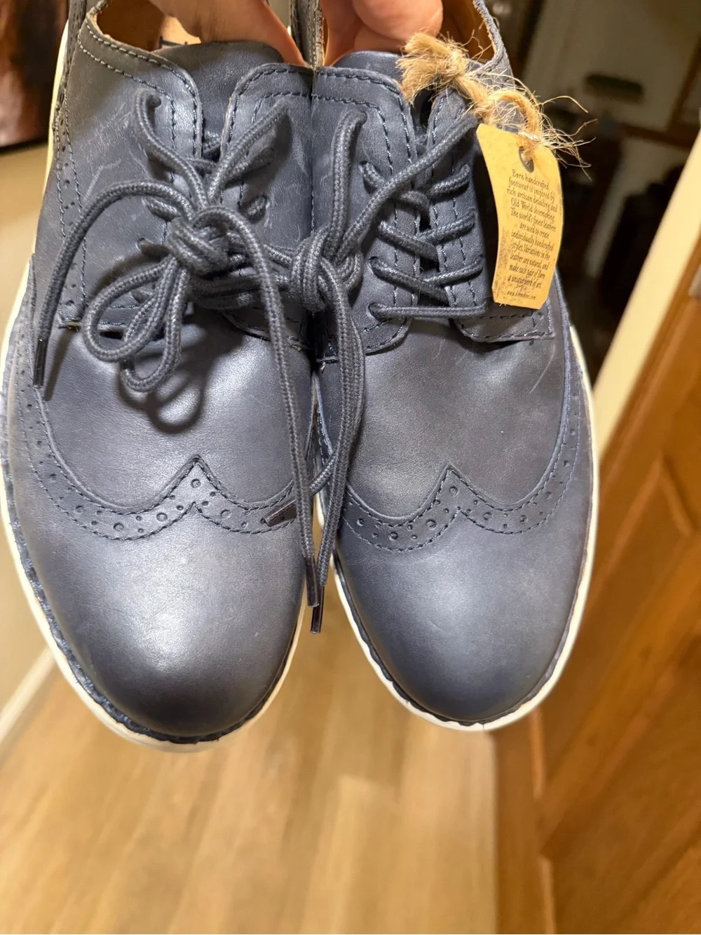 Born Men’s 12M Slate Blue Leather Wingtip Oxford Shoes NWT No Box